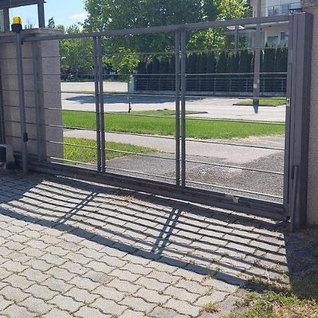 Apartament Beszedes-Lak, Aranypart Siófok Zewnętrze zdjęcie