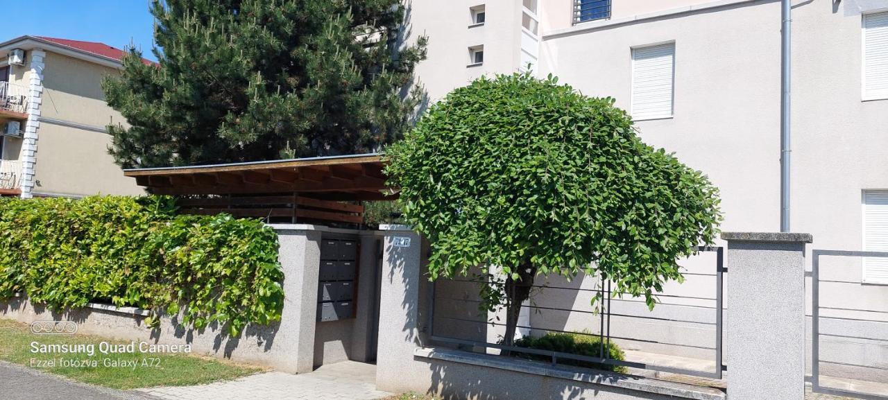 Apartament Beszedes-Lak, Aranypart Siófok Zewnętrze zdjęcie